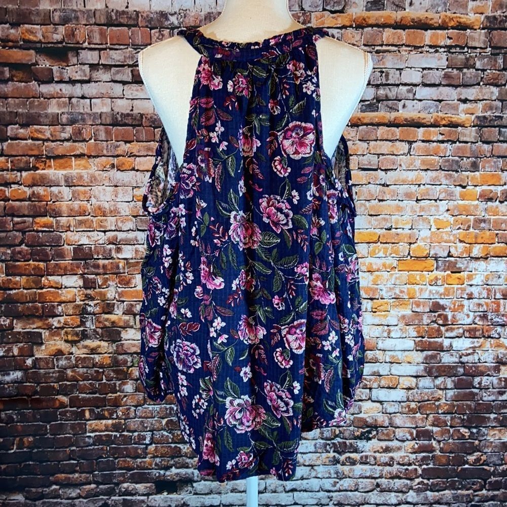 NWT Torrid Navy Floral Crinkle Gauze Blouse - Picture 6 of 9